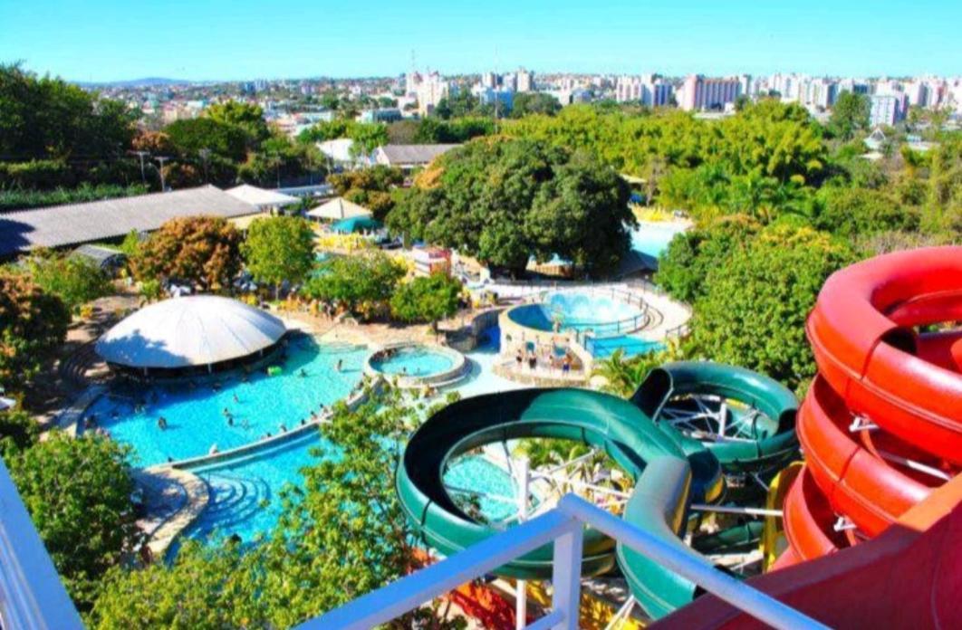 Piazza Diroma Acesso Diroma Acqua Park Gratuito Star Temporada Aparthotel Caldas Novas Bagian luar foto