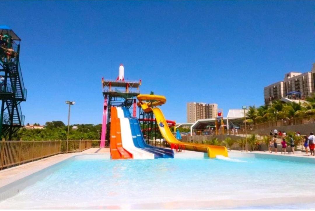 Piazza Diroma Acesso Diroma Acqua Park Gratuito Star Temporada Aparthotel Caldas Novas Bagian luar foto