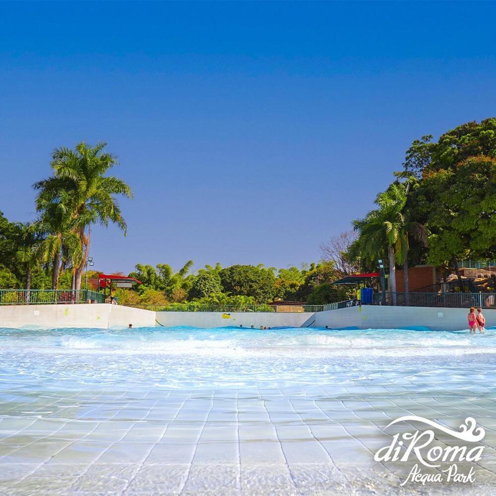 Piazza Diroma Acesso Diroma Acqua Park Gratuito Star Temporada Aparthotel Caldas Novas Bagian luar foto